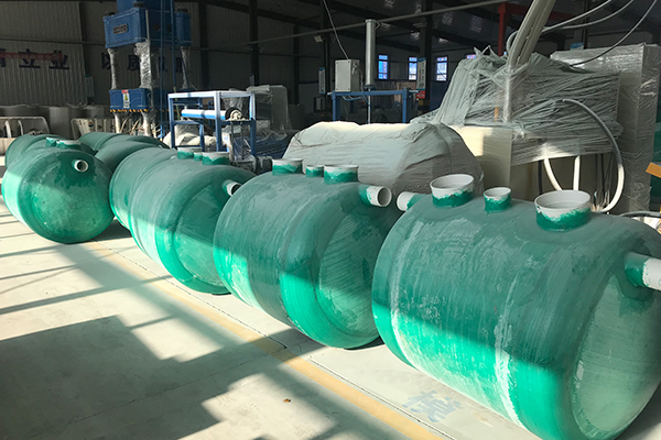 玻璃鋼化糞池處理過(guò)的水都被排放到了哪里 玻璃鋼化糞池處理過(guò)的水都被排放到了哪里